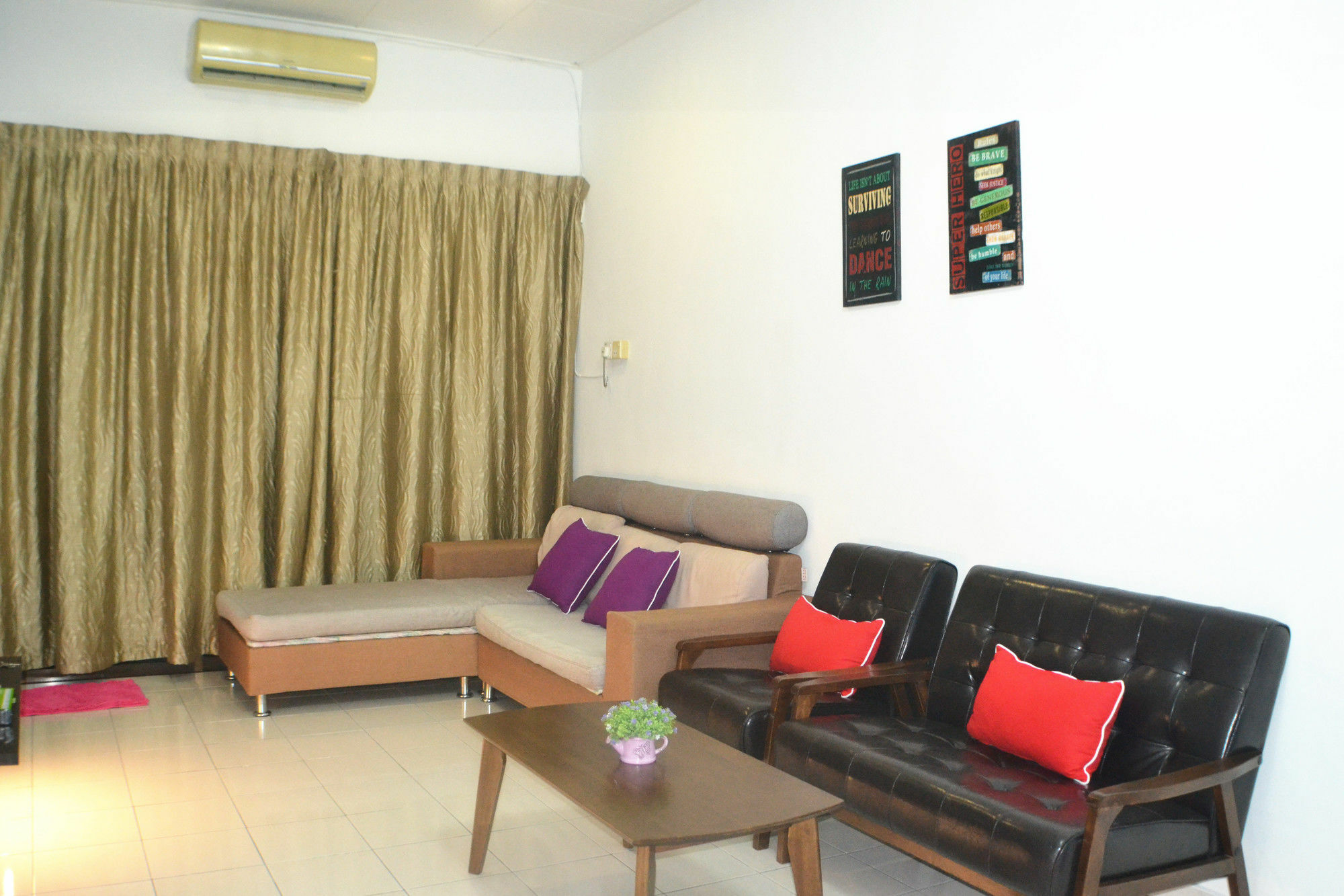 Sakura 1 Homestay Kampar Landed Buitenkant foto